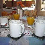Trianon Hotell 2*