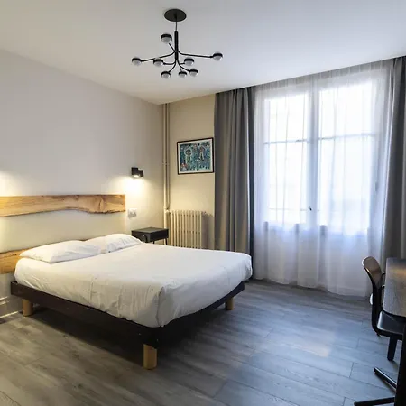 Trianon Otel