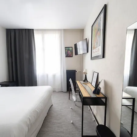 Trianon Отель 2*