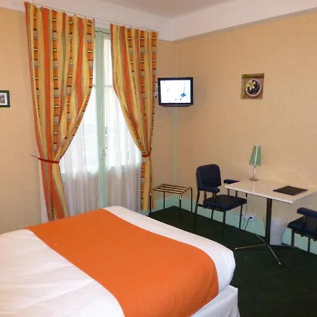 Trianon Hotel