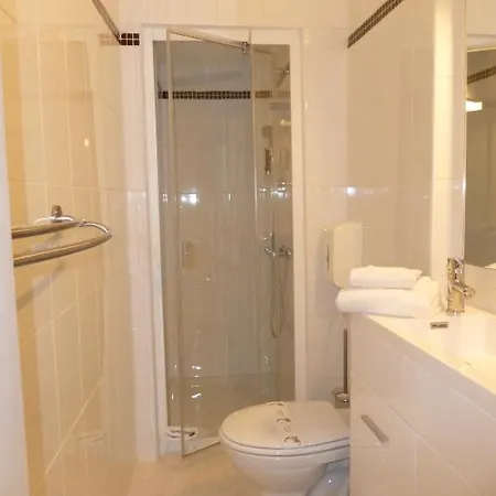 Trianon Отель 2*