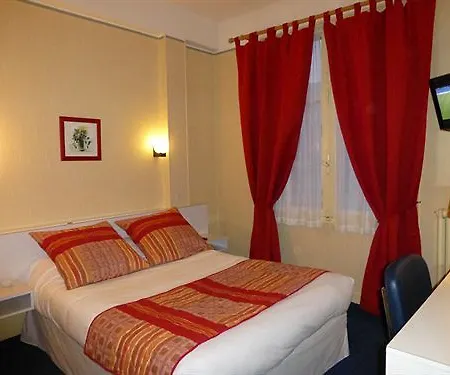 Trianon Отель 2*